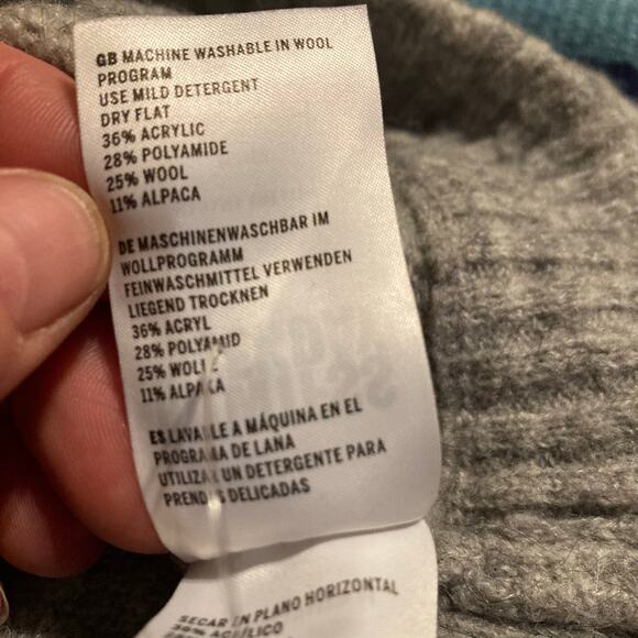 MTWTFSS Weekday Manama Sweater - Picture 5 of 8